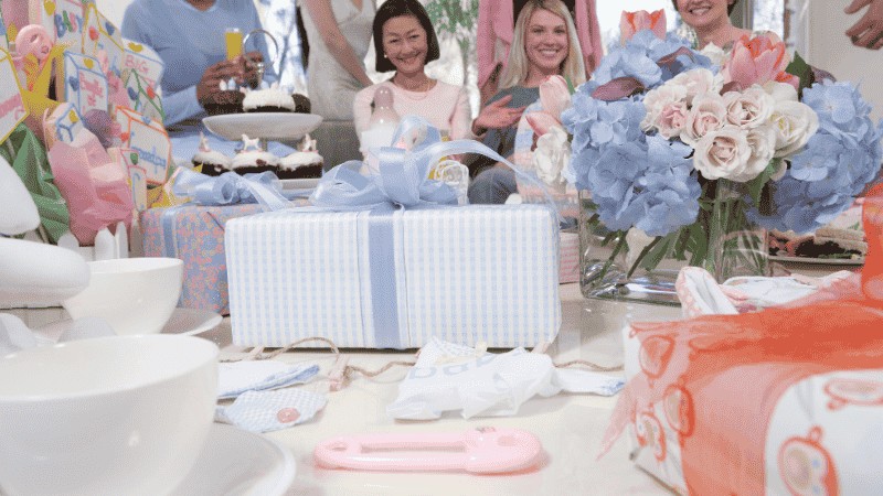 tips to avoid overspending on baby shower gifts